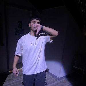 Meet your Posher, Erick